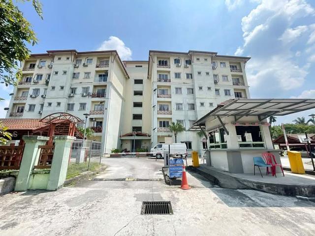 Apartment for sale in Shah Alam, Petaling