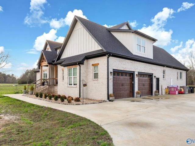 House for sale in Scottsboro, Alabama