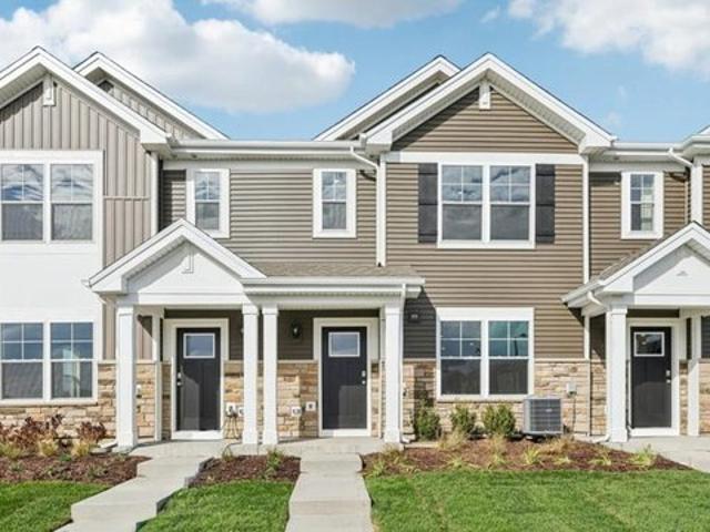 Townhouse for sale in Bristol, Illinois