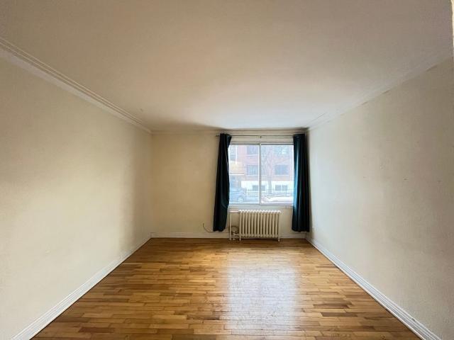 Apartment for rent in St. Leonard's, Quebec