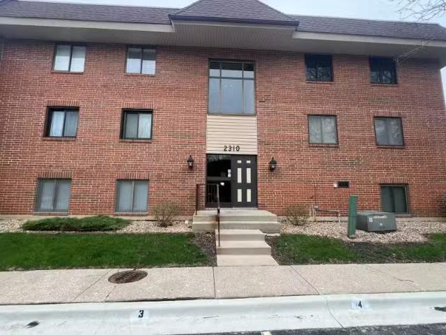 Condo for sale in Lombard