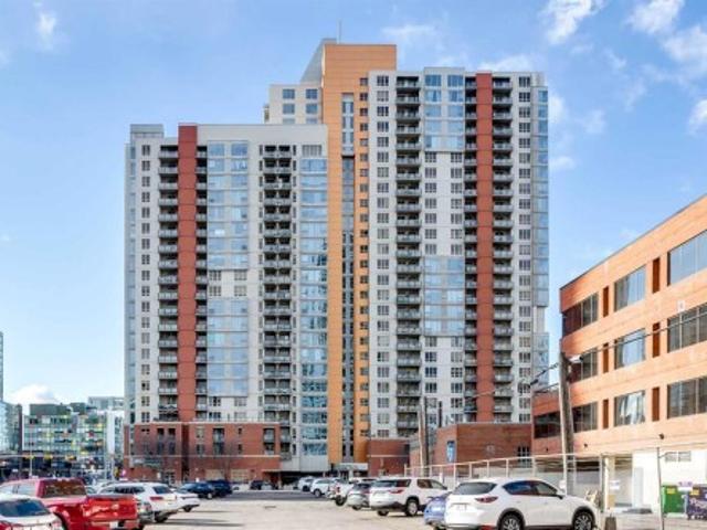 Condo for sale in Connaught, Calgary