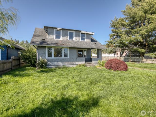 House for sale in Hoquiam, Washington