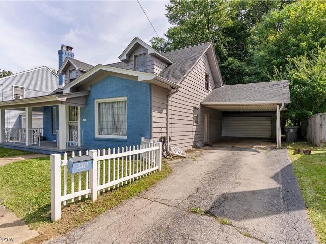 House for sale in Youngstown, Ohio