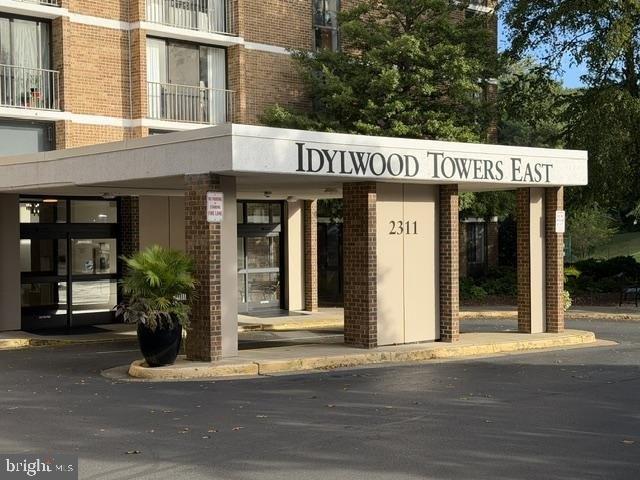 Condo for sale in Falls Church, Virginia