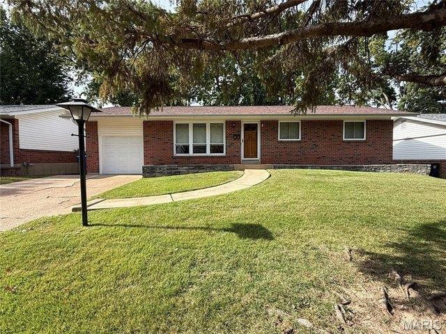 House for sale in Saint Louis