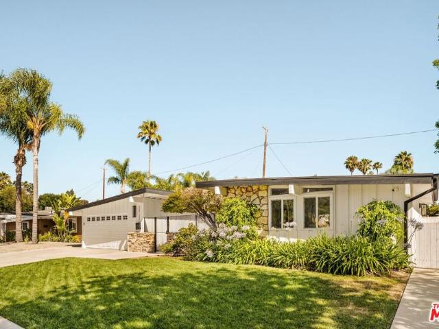 House for sale in Woodland Hills-Warner Center Neighborhood Council District, Los Angeles