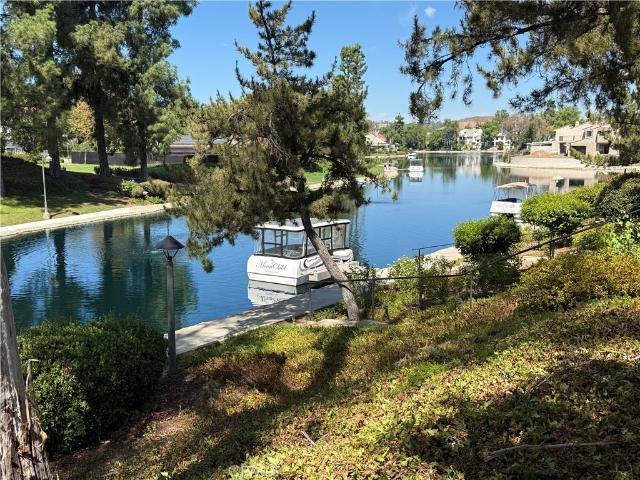 Townhouse for sale in Calabasas, California