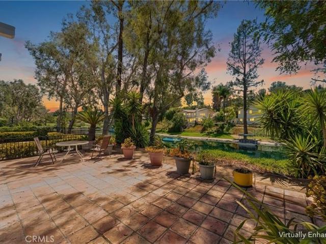 Townhouse for sale in Calabasas, California