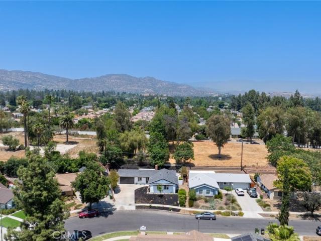 House for sale in West Hills