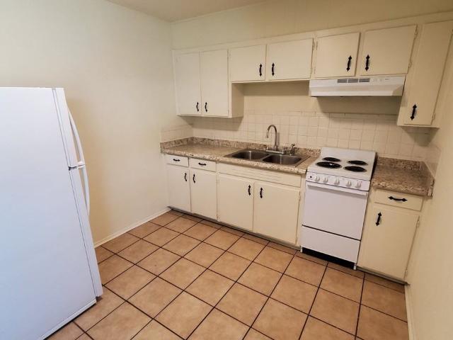 Apartment for rent in Canyon