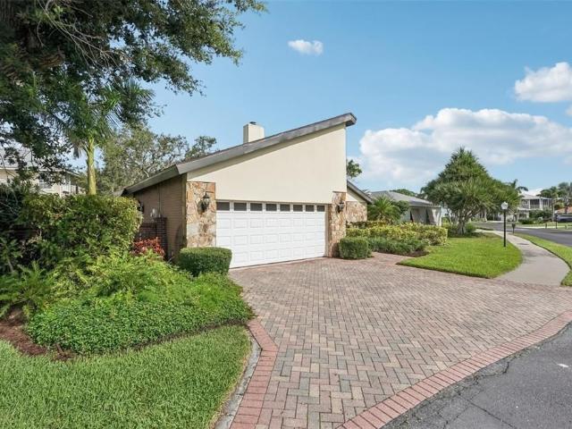 Condo for sale in Bayshore Gardens, Florida