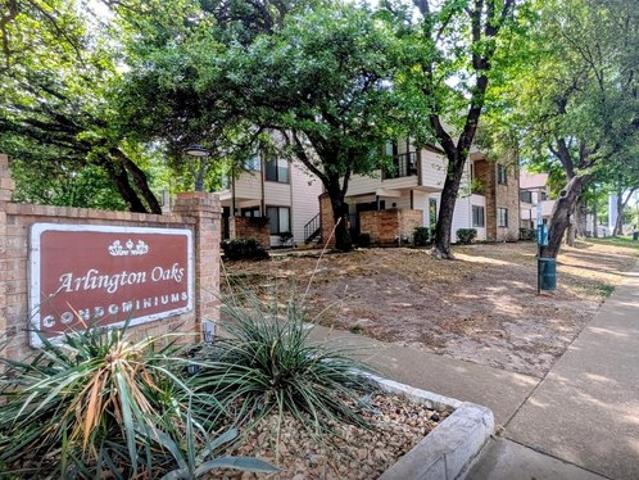 Condo for sale in Arlington, Texas