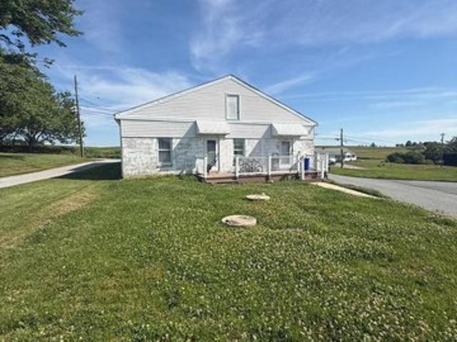 House for sale in Windsor, Pennsylvania