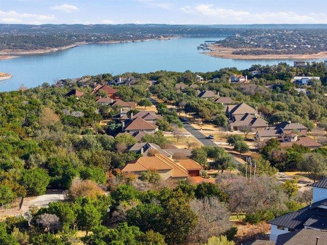 House for sale in Spicewood, Texas