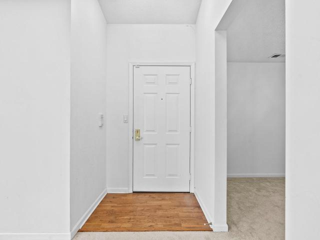 Condo for sale in Lexington