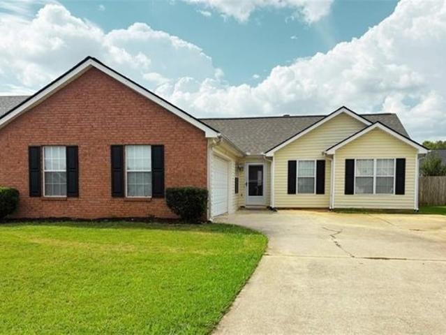 House for sale in Hampton, Georgia