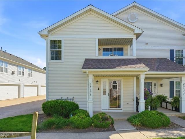 Condo for sale in Olmsted Falls, Ohio