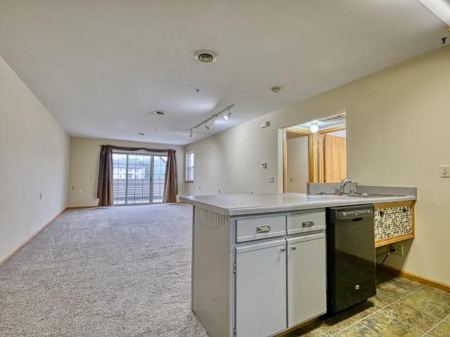 Condo for sale in Cross Plains, Wisconsin