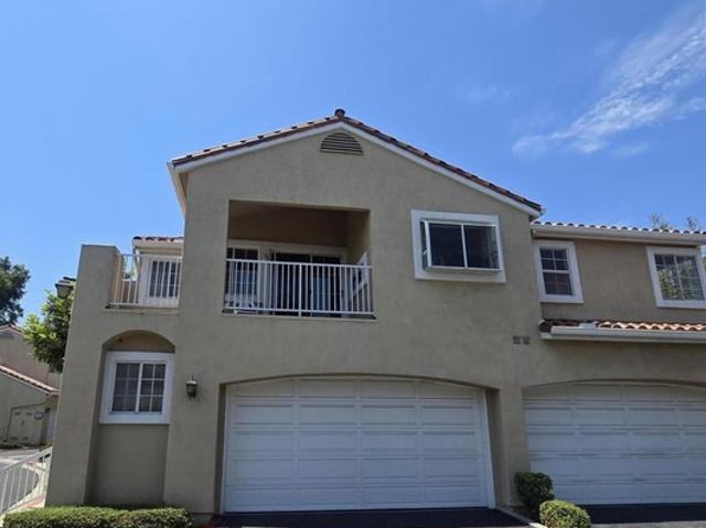 Townhouse for sale in Tustin, California
