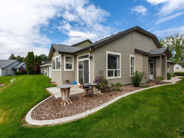 Townhouse for sale in Nampa