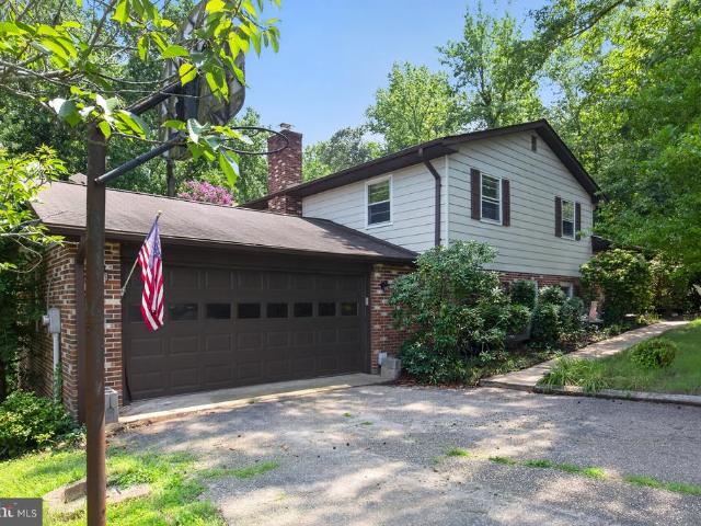 House for sale in California, Maryland
