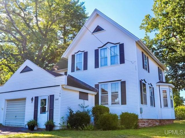 House for sale in Houghton, Michigan
