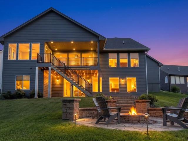 House for sale in Bloomington Heights South, Norwalk