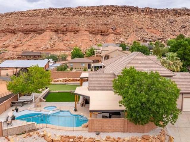 House for sale in Saint George, Utah