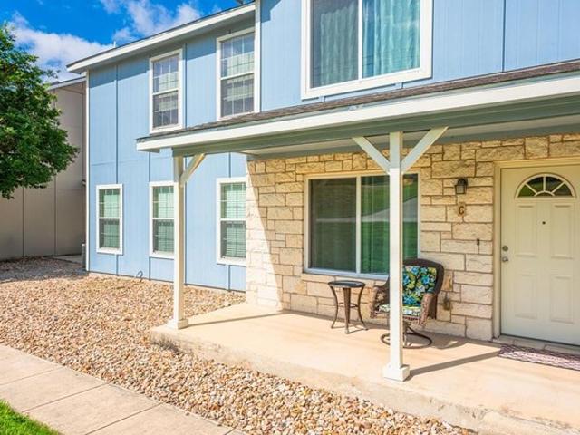 Townhouse for sale in Kerr, Texas