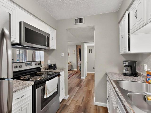 Townhouse for sale in Arlington, Texas