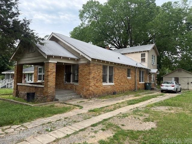 House for sale in Ark