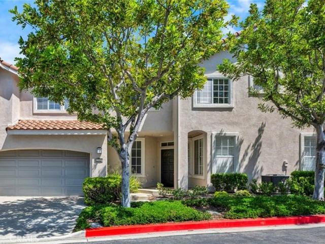 Condo for sale in Tustin, California