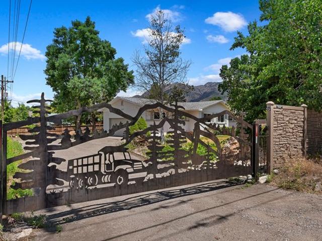House for sale in Sandy, Utah