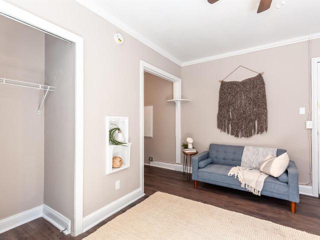 Apartment for rent in Walnut Hills, Roselawn