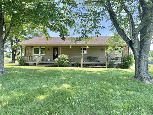 House for sale in Morgantown, Kentucky