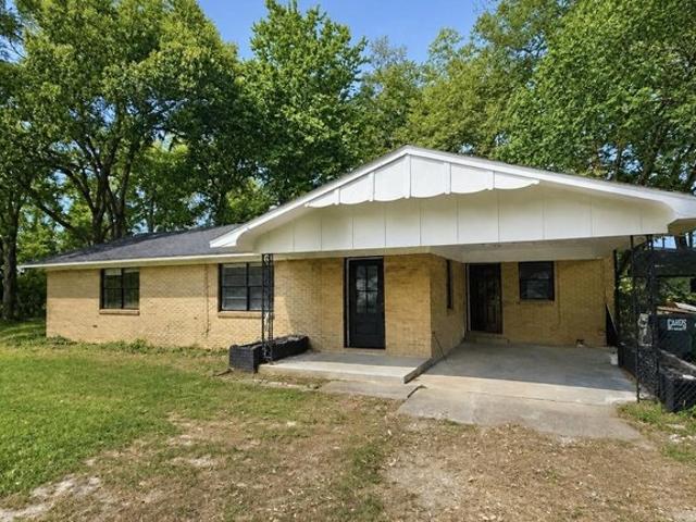 House for sale in Pine Bluff, Jefferson County