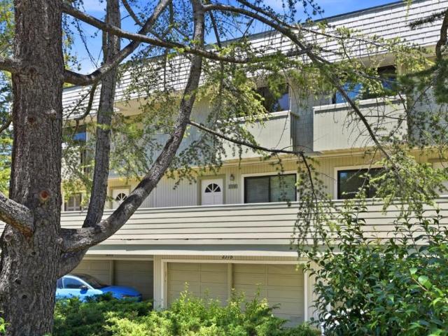 Townhouse for sale in San Mateo, California