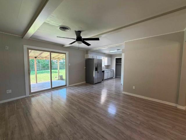 Property for rent in Corsicana, Navarro County