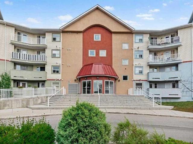 Apartment for sale in Airdrie, Alberta