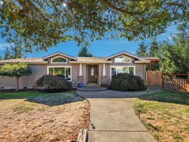 House for sale in Sunnycrest, Newberg