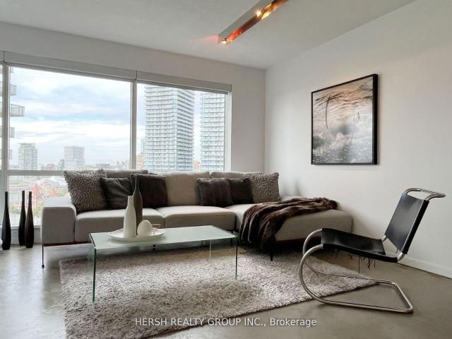 Condo for sale in Toronto, Golden Horseshoe