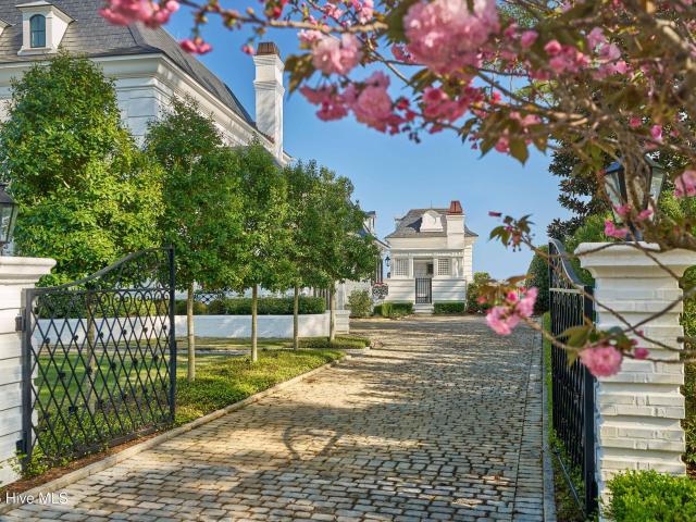 House for sale in Wilmington, North Carolina