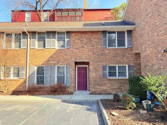 Townhouse for sale in Virginia