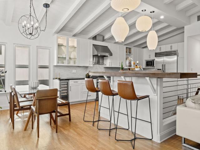 House for sale in Tree Section, Manhattan Beach