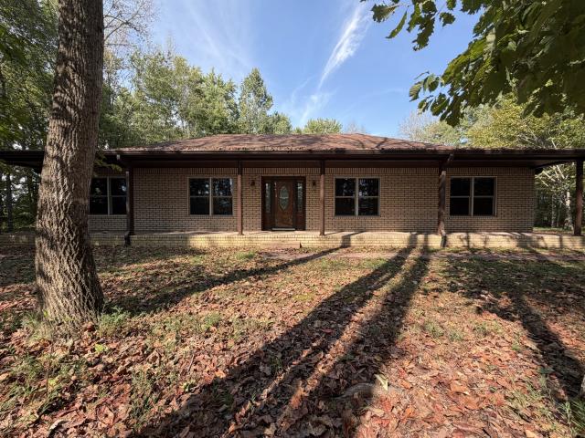 House for sale in Prosperity, Red Boiling Springs