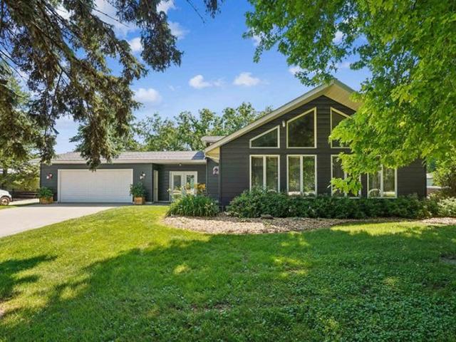 House for sale in Oelwein, Iowa