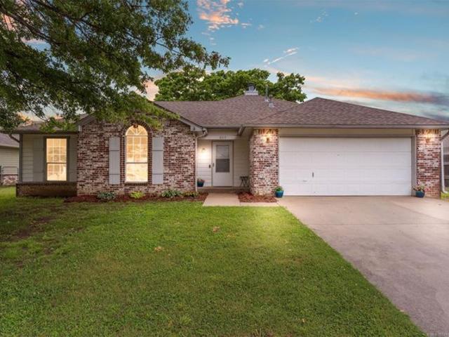House for sale in Rogers, Oklahoma