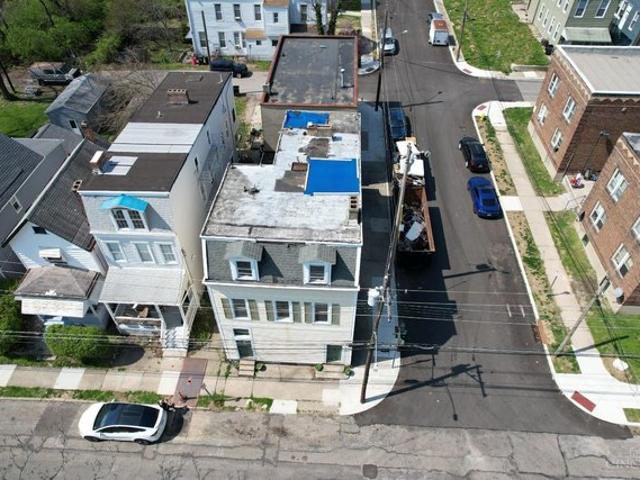 House for sale in Walnut Hills, Roselawn