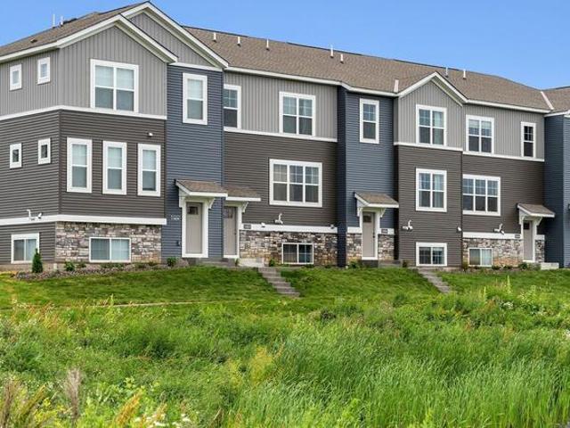 Townhouse for sale in Rogers